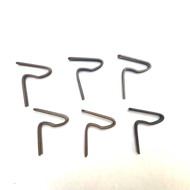 Clips para postes de acero Facón x 100 uds.